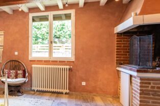 Rénovation d'un salon avec sa bibliothèque